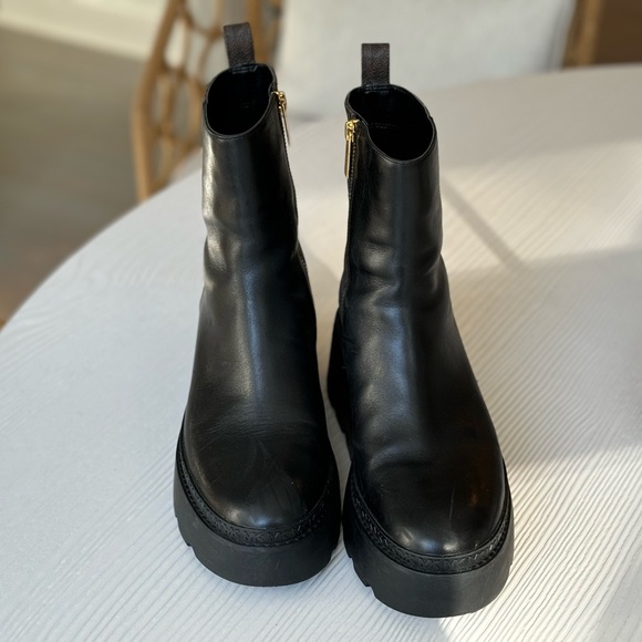 Woman's Boots MICHAEL Michael Kors Geller Wedge Bootie size 9 - Picture 3 of 6